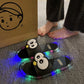 Söta LED-tofflor med ankdesign – lyser i mörkret, mjuka & lätta 👣💡