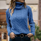 Enfärgad långärmad stickad tröja med turtleneck för kvinnor