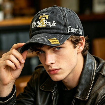 Keps med broderad amerikansk flagga i sliten stil